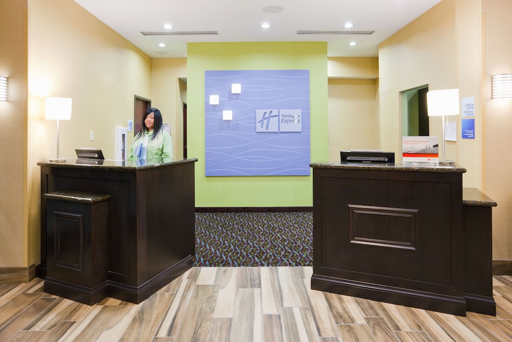 Holiday Inn Express & Suites Davenport by IHG - photo 41