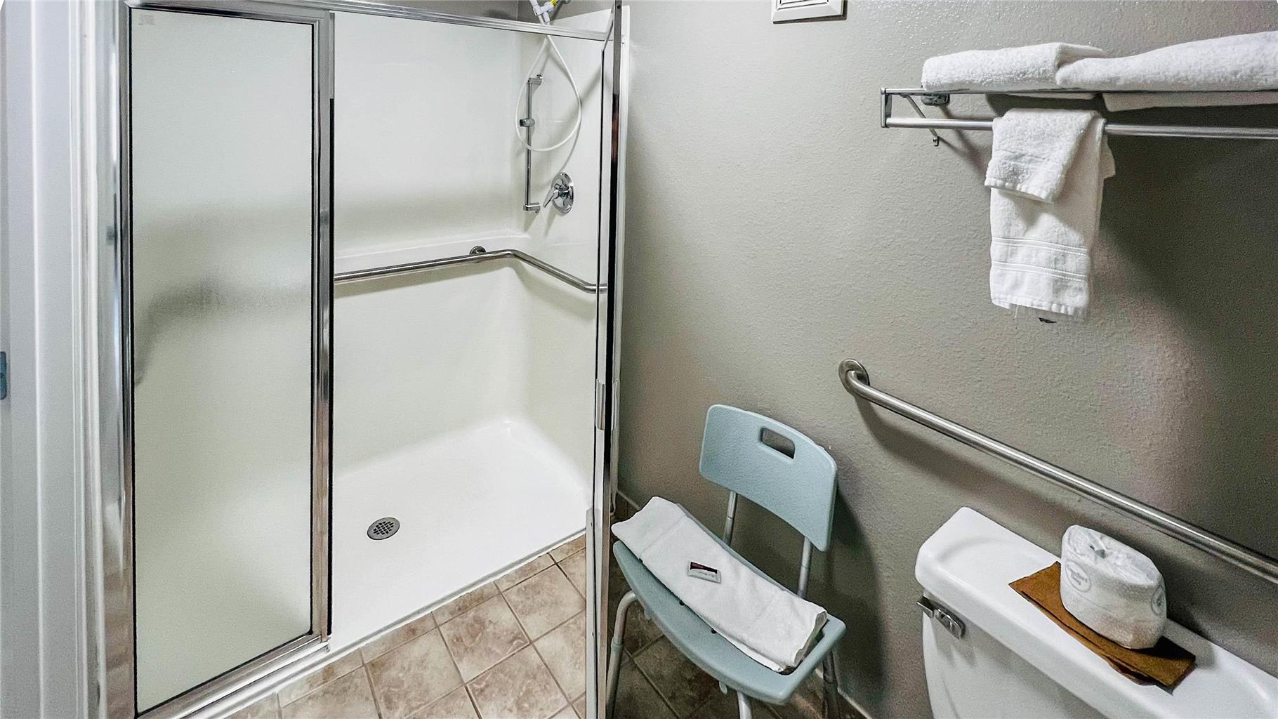 Studio 6 Suites Portland OR I 5 OHSU - photo 46