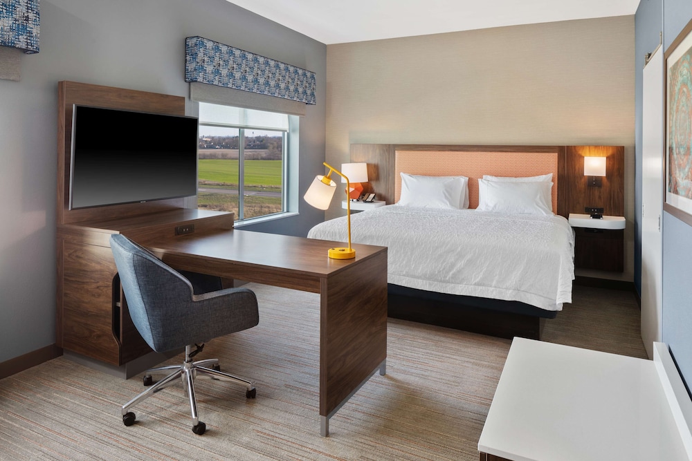 Hampton Inn Circleville - photo 20