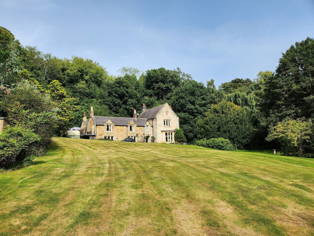 Mulgrave Country Cottage
