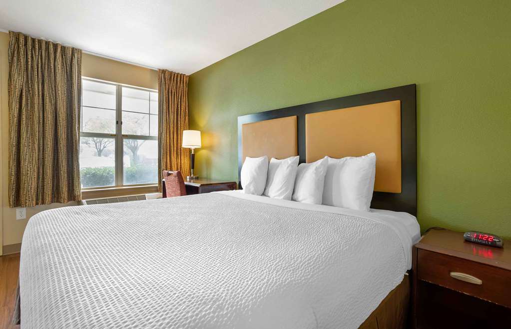 Extended Stay America Phoenix Chandler E. Chandler Blvd. - photo 29