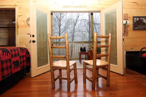 Mountain Hideaway - last minute hotel in Gatlinburg