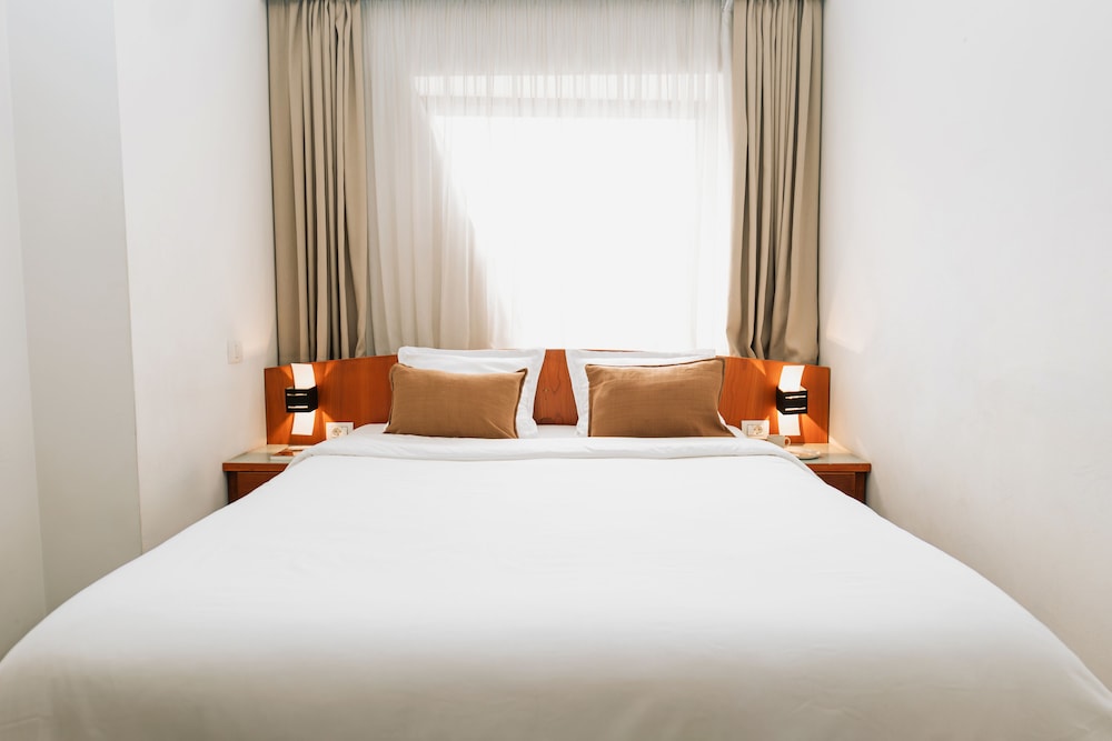 Hotel Duke Romana — 4-Star Luxury Hotel in Bucharest, Romania