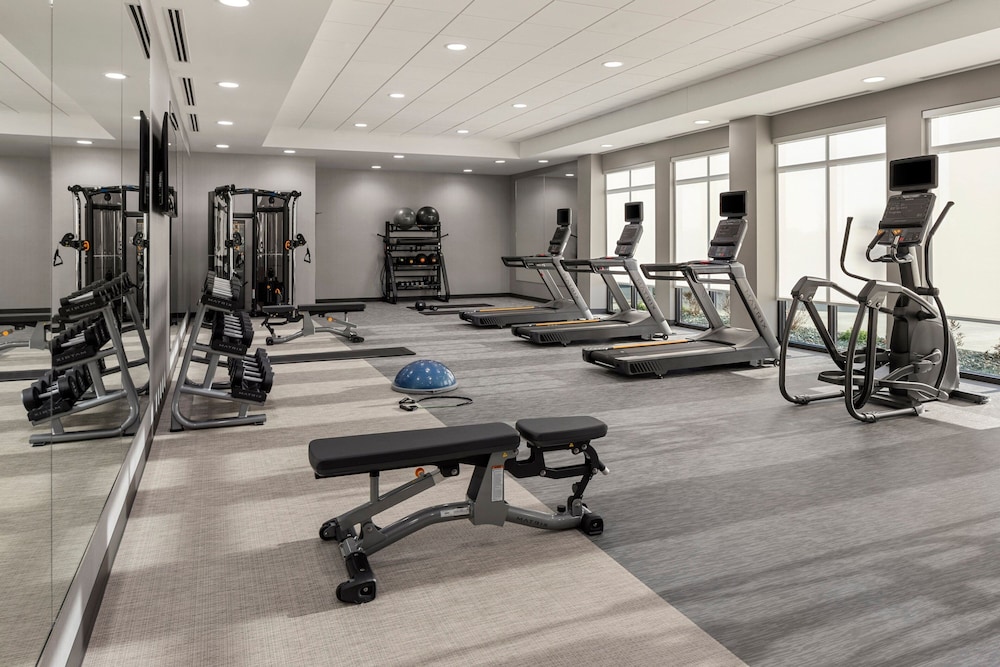 Courtyard by Marriott Bettendorf - photo 9