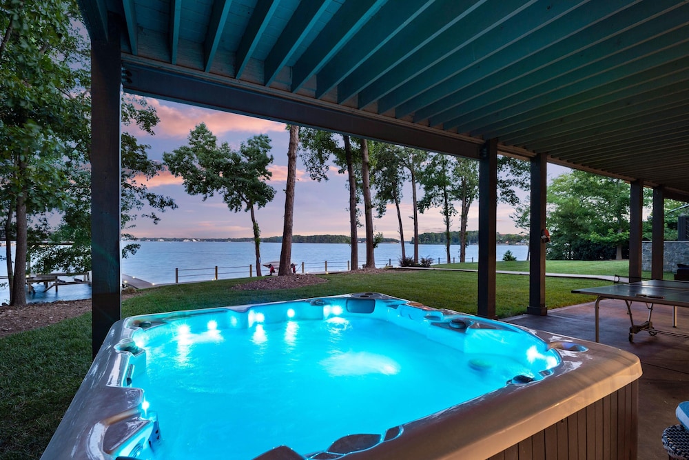 Lake Norman Getaway - photo 93