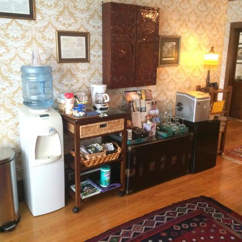 The Doctor's Inn Virginia - photo 16