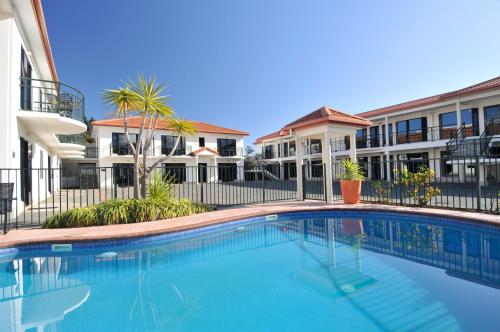 Palms Motel — 4-Star Luxury Hotel in Nelson, New Zealand