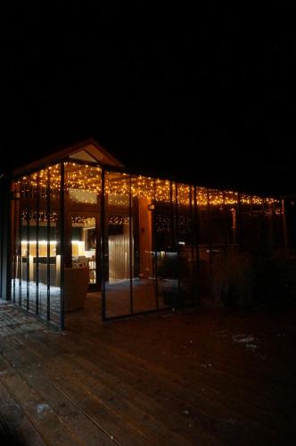 Avlonitis Rooms - carbon neutral hotel in Parga
