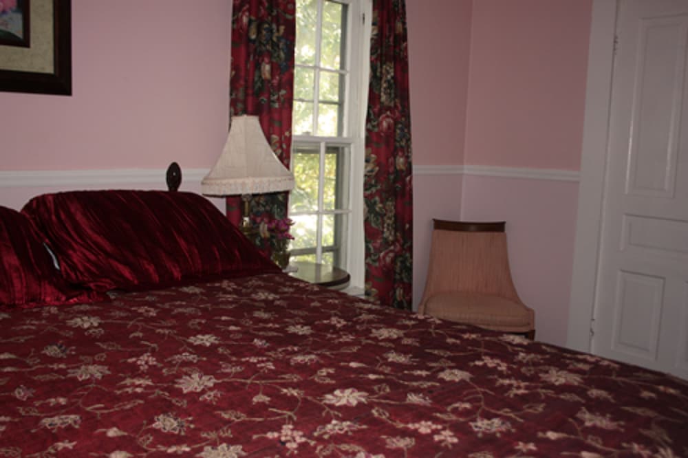 Black Mountain Inn - photo 5