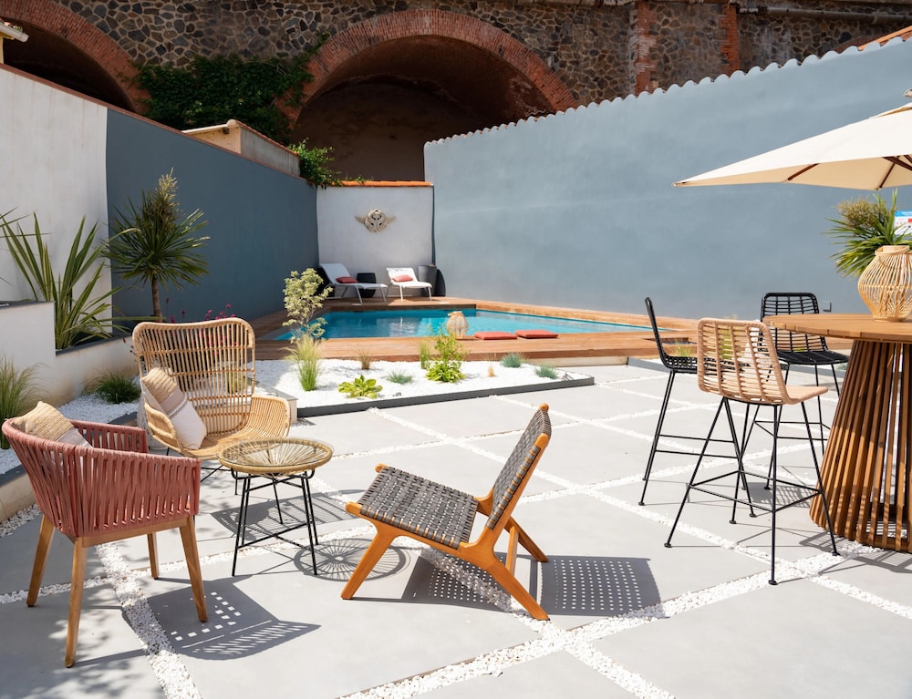 Hôtel Le Ribéral — hotel in Cervera De La Marenda