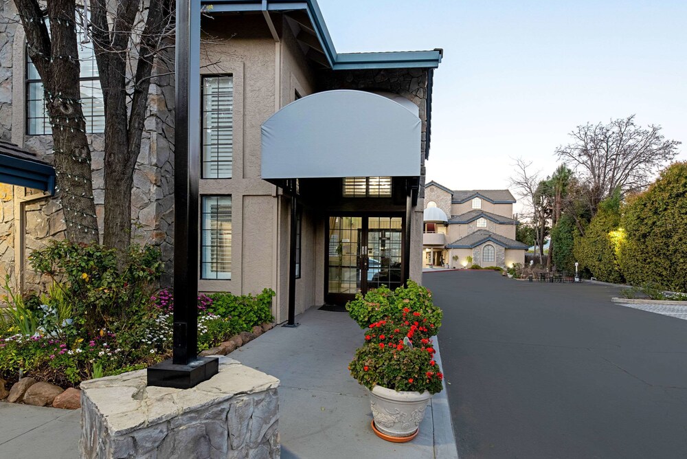 Clarion Inn Silicon Valley - photo 62