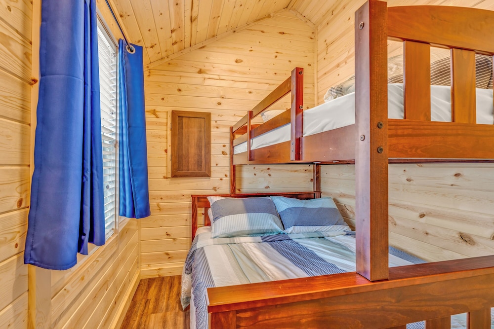 Cabins at Bonefish Bay - photo 3