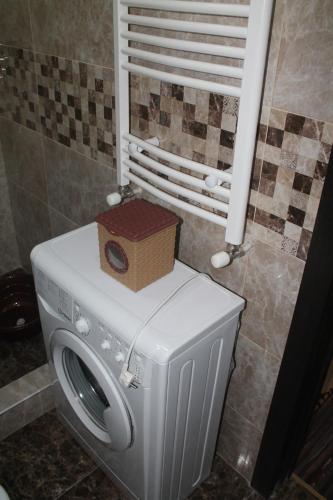 Lali's apartment