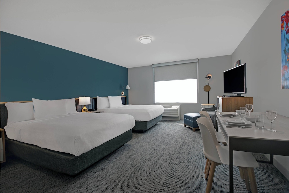 TownePlace Suites by Marriott Phoenix Glendale Sports & Entertainment District - photo 13