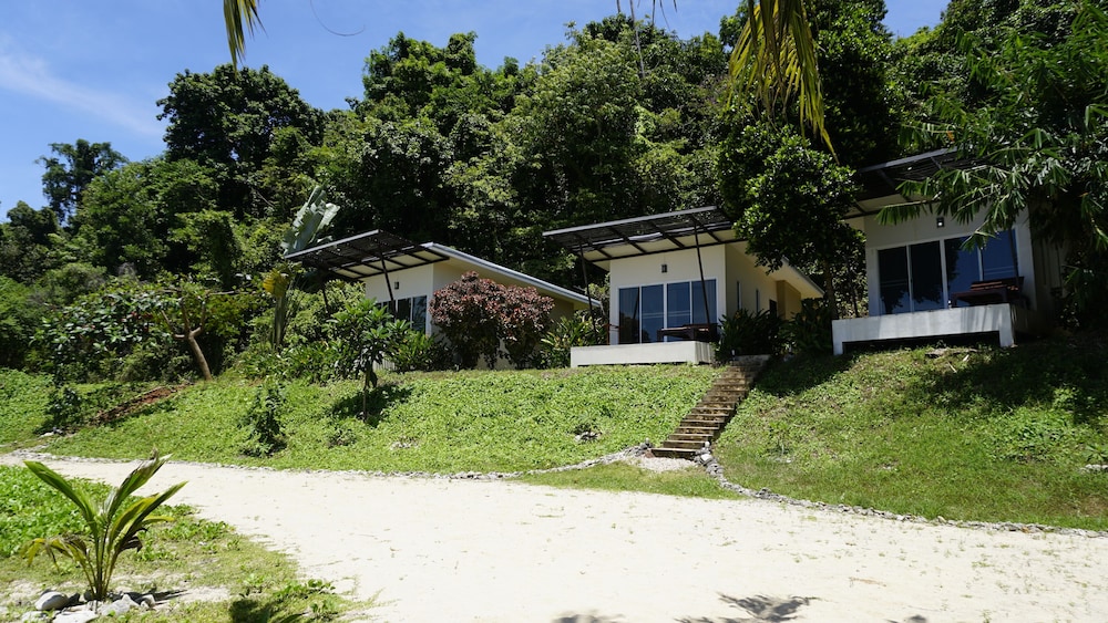 AoPong Resort in Trat, Thailand