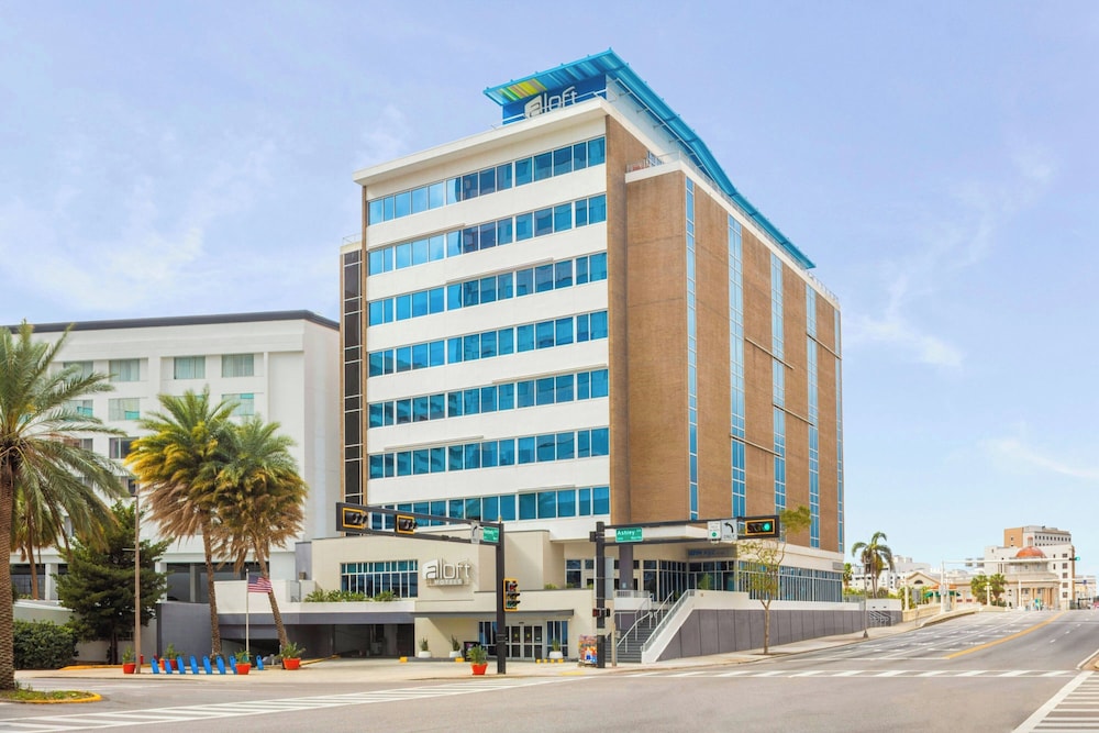 Aloft Tampa Downtown - photo 39