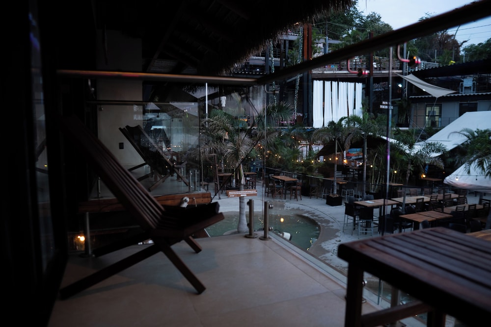 Playa Vikingos Tequesquitengo in Jojutla, Mexico