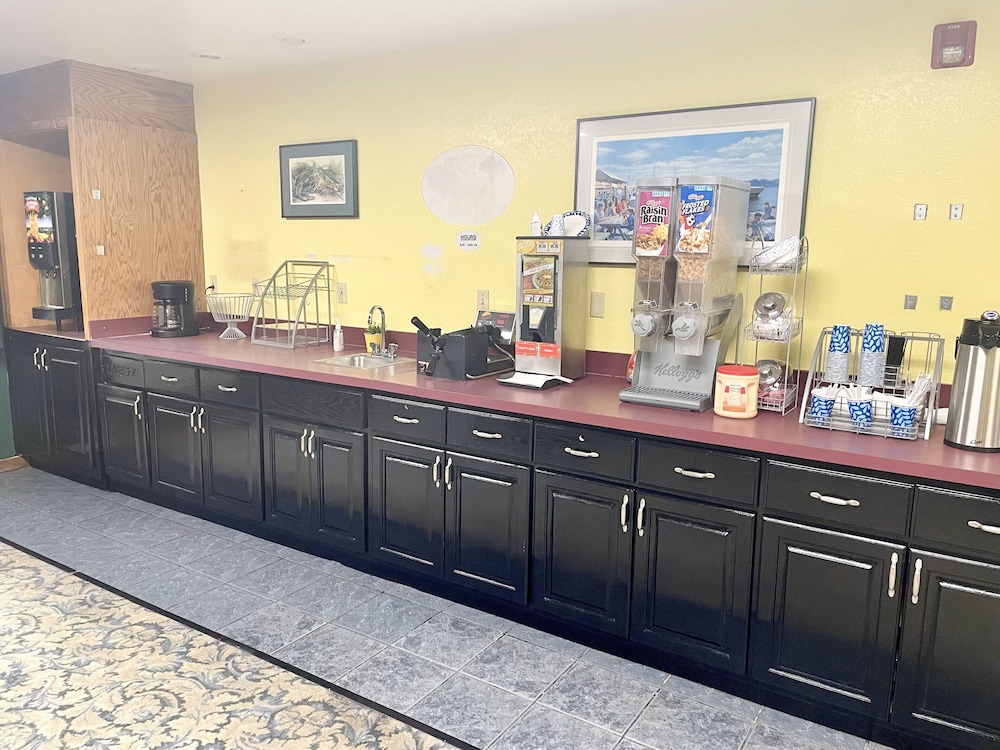SureStay by Best Western Prince Frederick - photo 12
