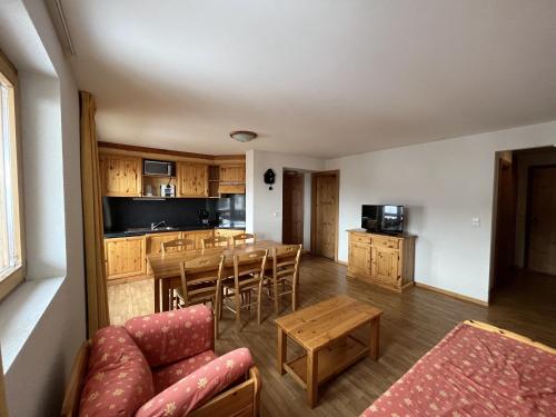 Pracondu 2 203 OUTDOOR & FUN apartment 6 pers — 4-Star Luxury Hotel in Basse-Nendaz, Switzerland