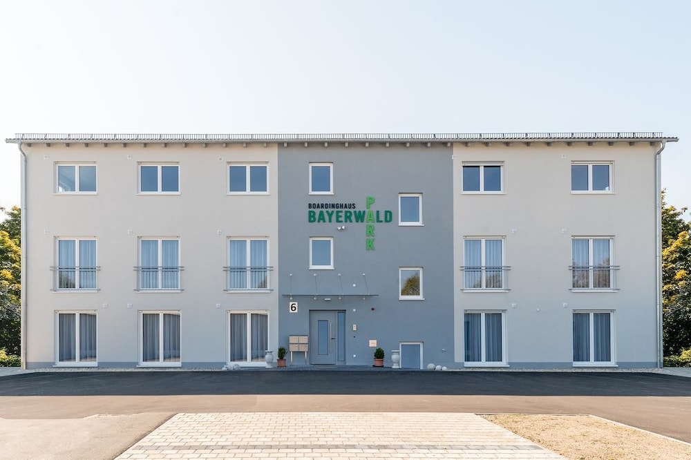 Boardinghaus Bayerwaldpark - carbon neutral hotel in Landshut