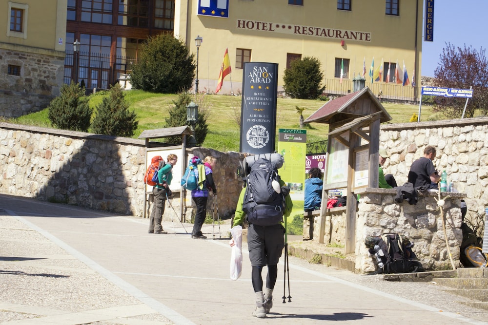 Hotel San Antón Abad - carbon neutral hotel in Burgos