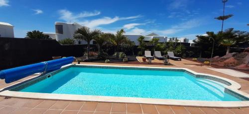 Villa Adais — 4-Star Luxury Hotel in Playa Blanca, Spain