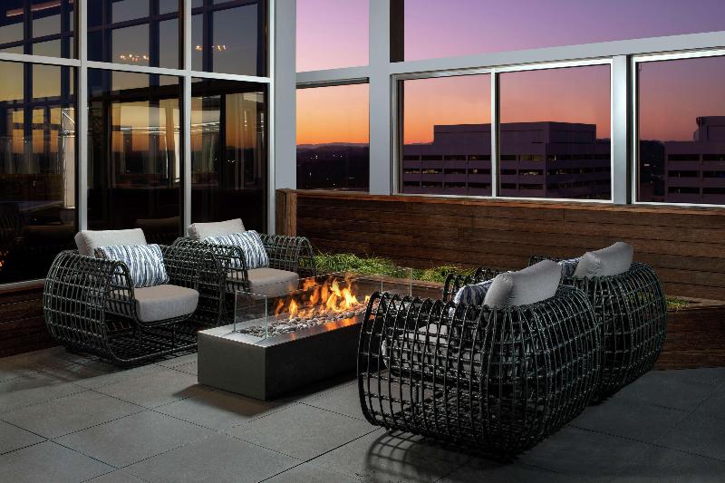 Embassy Suites by Hilton Knoxville Downtown - photo 3