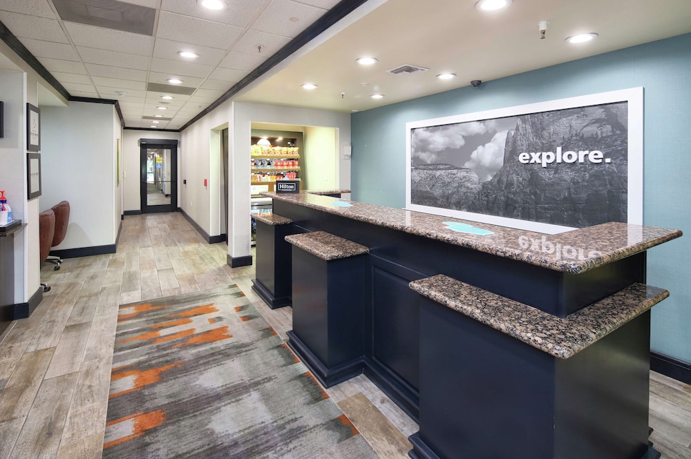 Hampton Inn Sierra Vista - photo 7