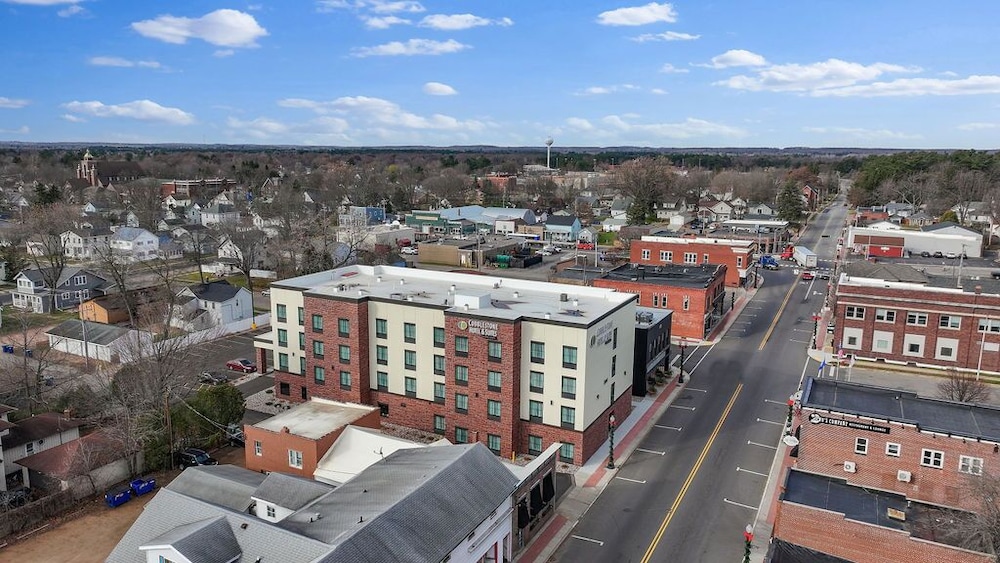 Cobblestone Hotel & Suites Mosinee - photo 111