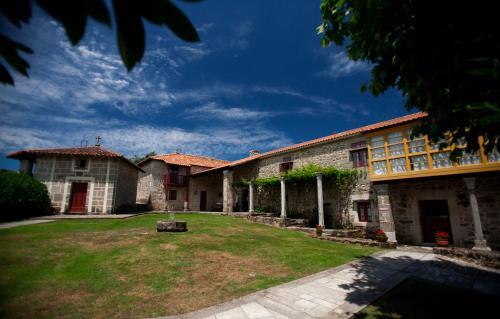 Rectoral de Castillon - carbon neutral hotel in Panton