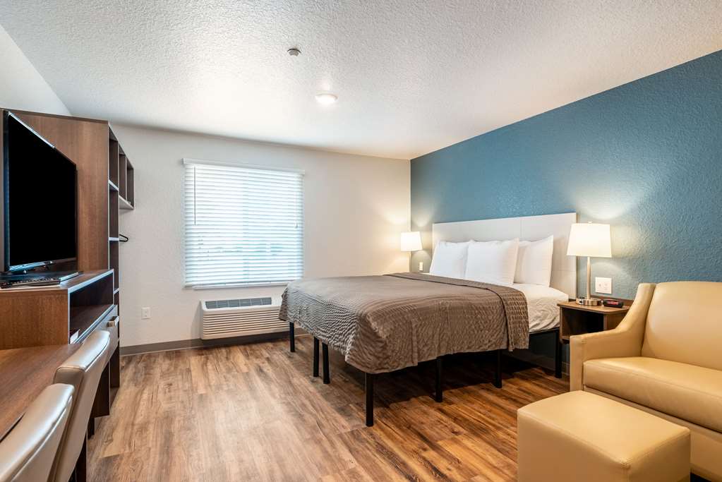 WoodSpring Suites Sanford North I 4 Orlando Area - photo 14