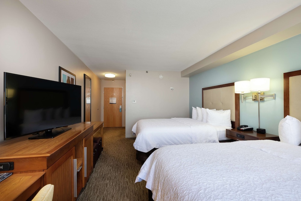 Hampton Inn & Suites Austin Airport - photo 21