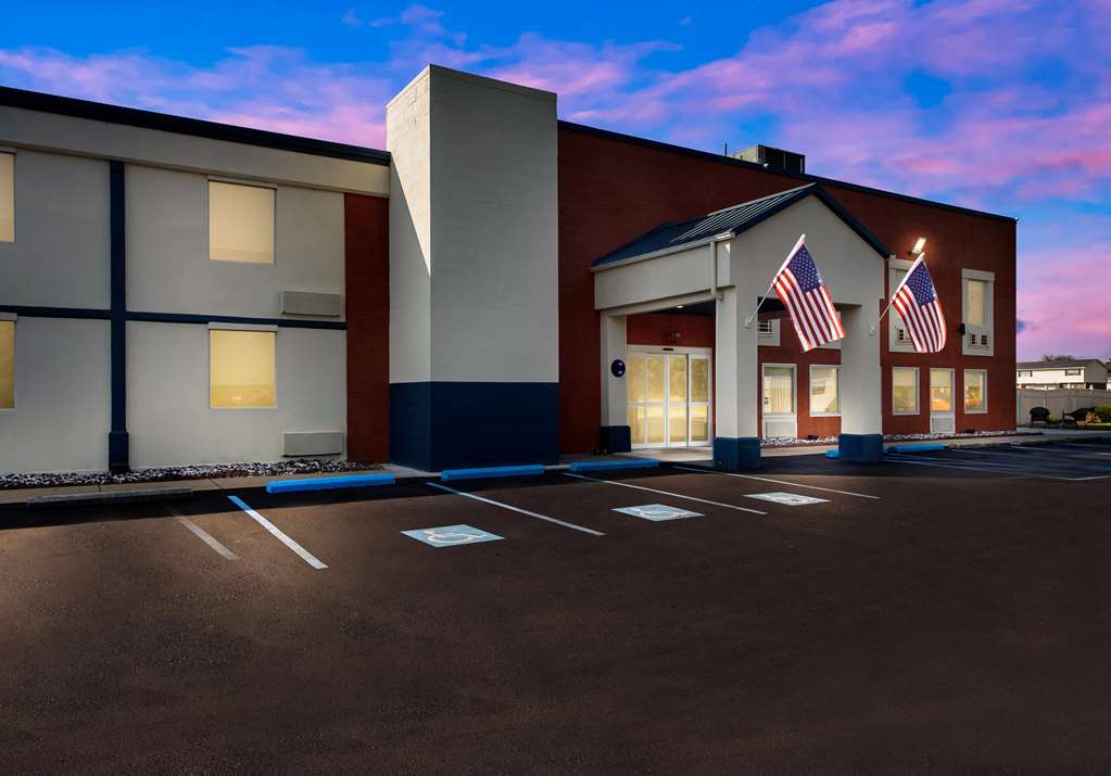 Best Western Adena Inn - photo 49