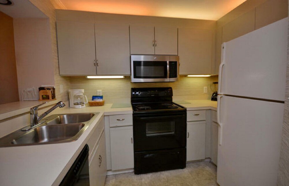 Units at Ocean Creek Resort by Elliott Beach Rentals - photo 16