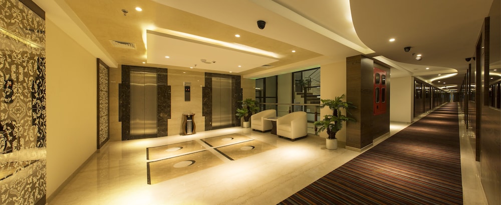 The President Hotel — Hubli — photo 2
