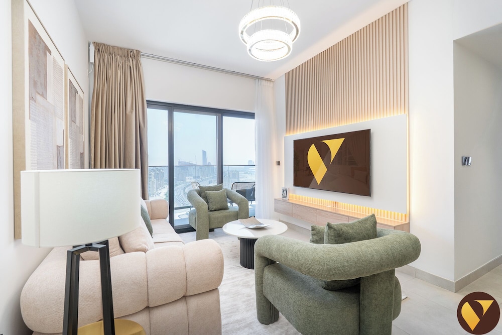 Vogue Binghatti Creek near Festival City Mall — 4-Star Luxury Hotel in Dubai, United Arab Emirates