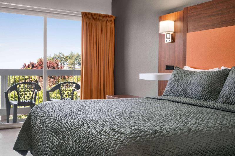 Travelodge by Wyndham Depoe Bay - photo 62