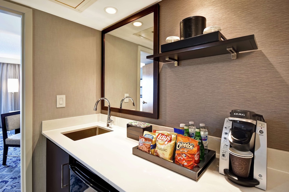 Embassy Suites by Hilton Raleigh Durham Research Triangle - photo 32