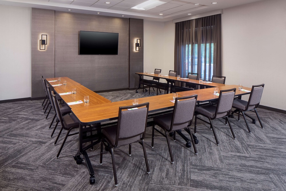 Hyatt Place Poughkeepsie - photo 18
