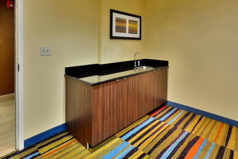 Fairfield Inn & Suites by Marriott Winston Salem Hanes Mall - photo 55