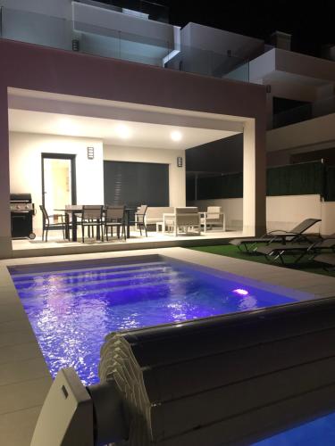 Villa Deluxe La Marina Beach — 4-Star Luxury Hotel in Alicante, Spain