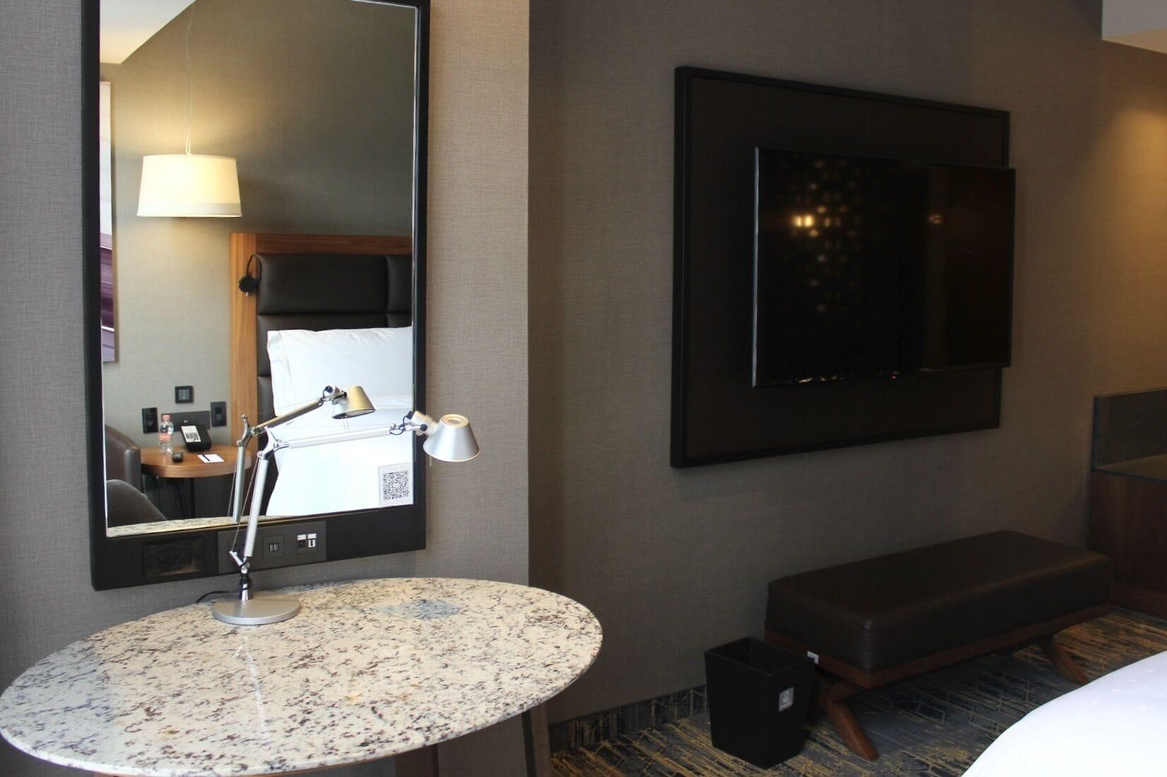 Guest room