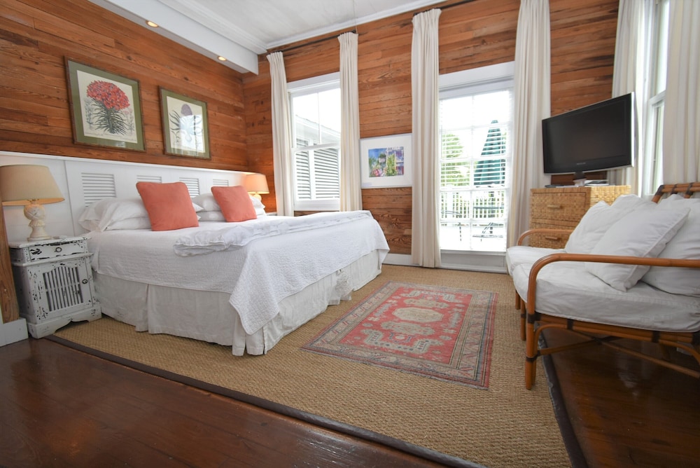 Simonton Court Historic Inn & Cottages - photo 141