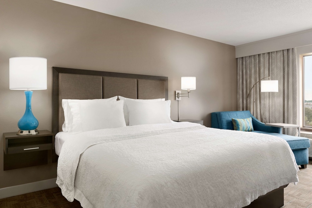 Hampton Inn Stow - photo 17