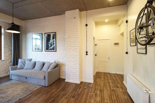Chic Abanotubani Apt By Wehost