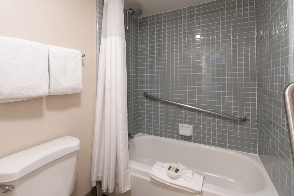 San Clemente Cove Resort - photo 22