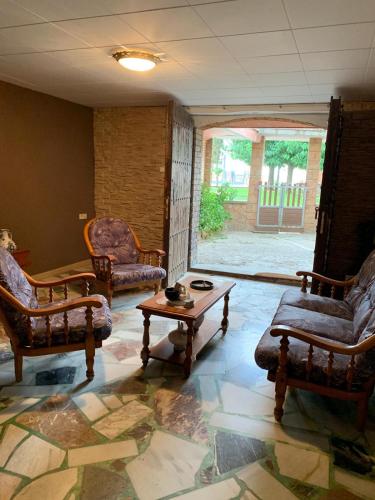 Cal Guineu pet-friendly hotel Vallfogona De Balaguer