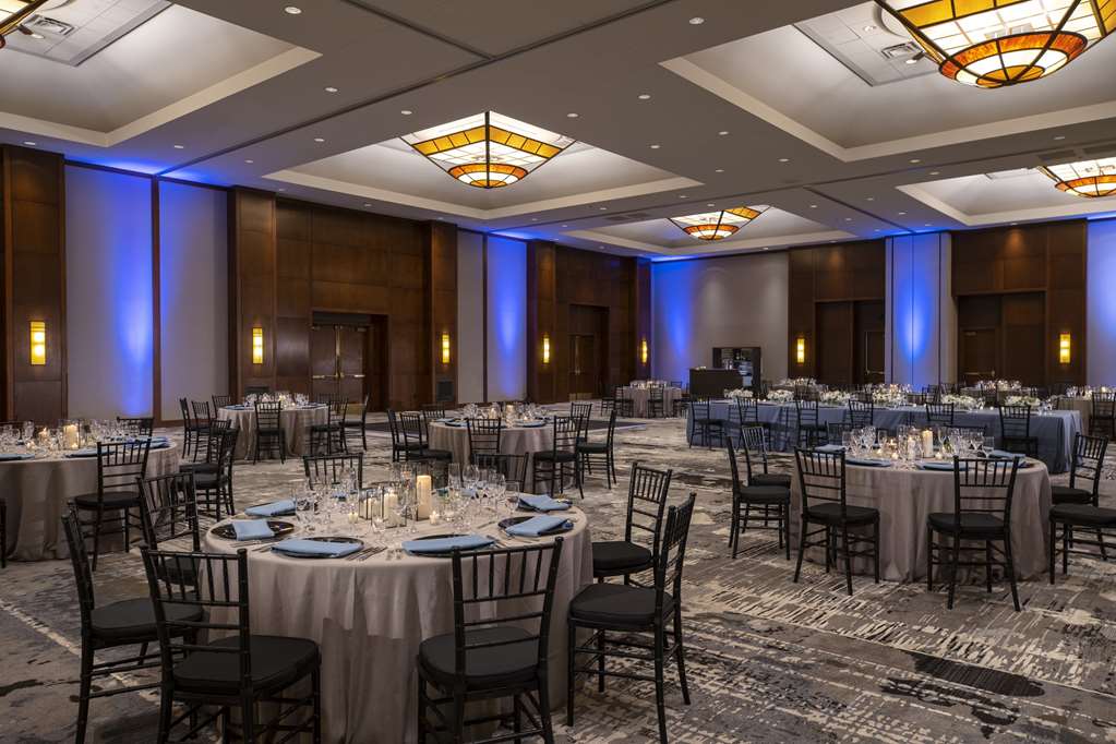 Hyatt Regency Coralville - photo 38