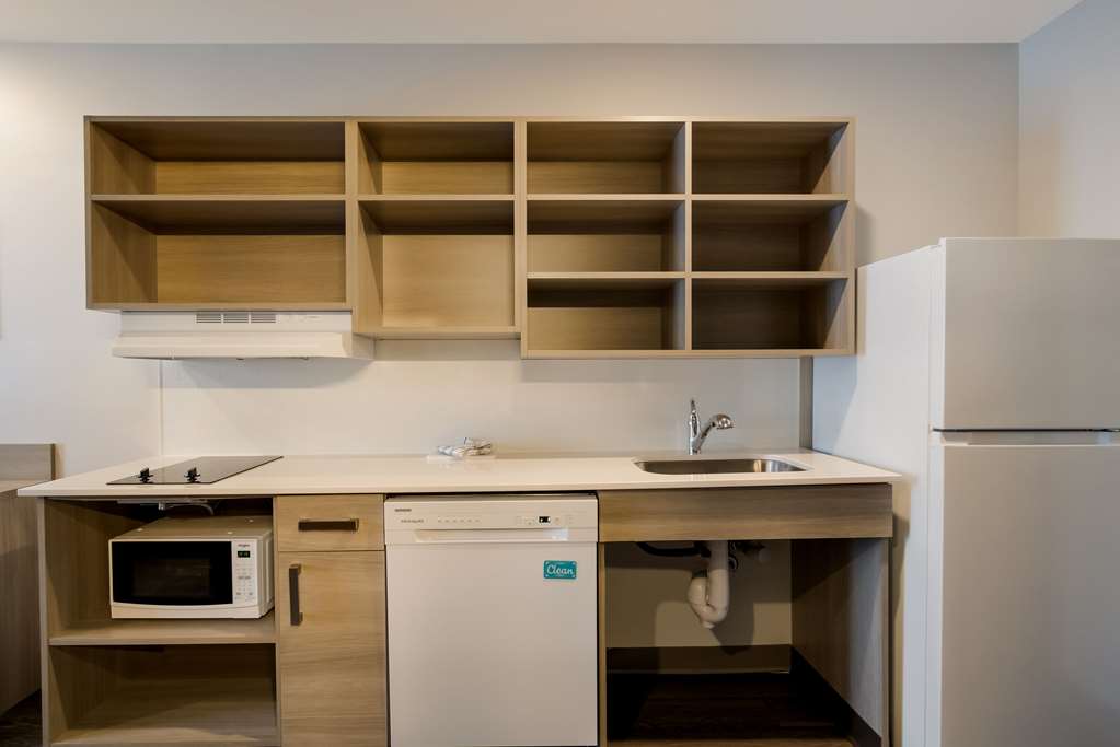 WoodSpring Suites Grand Rapids Kentwood - photo 15