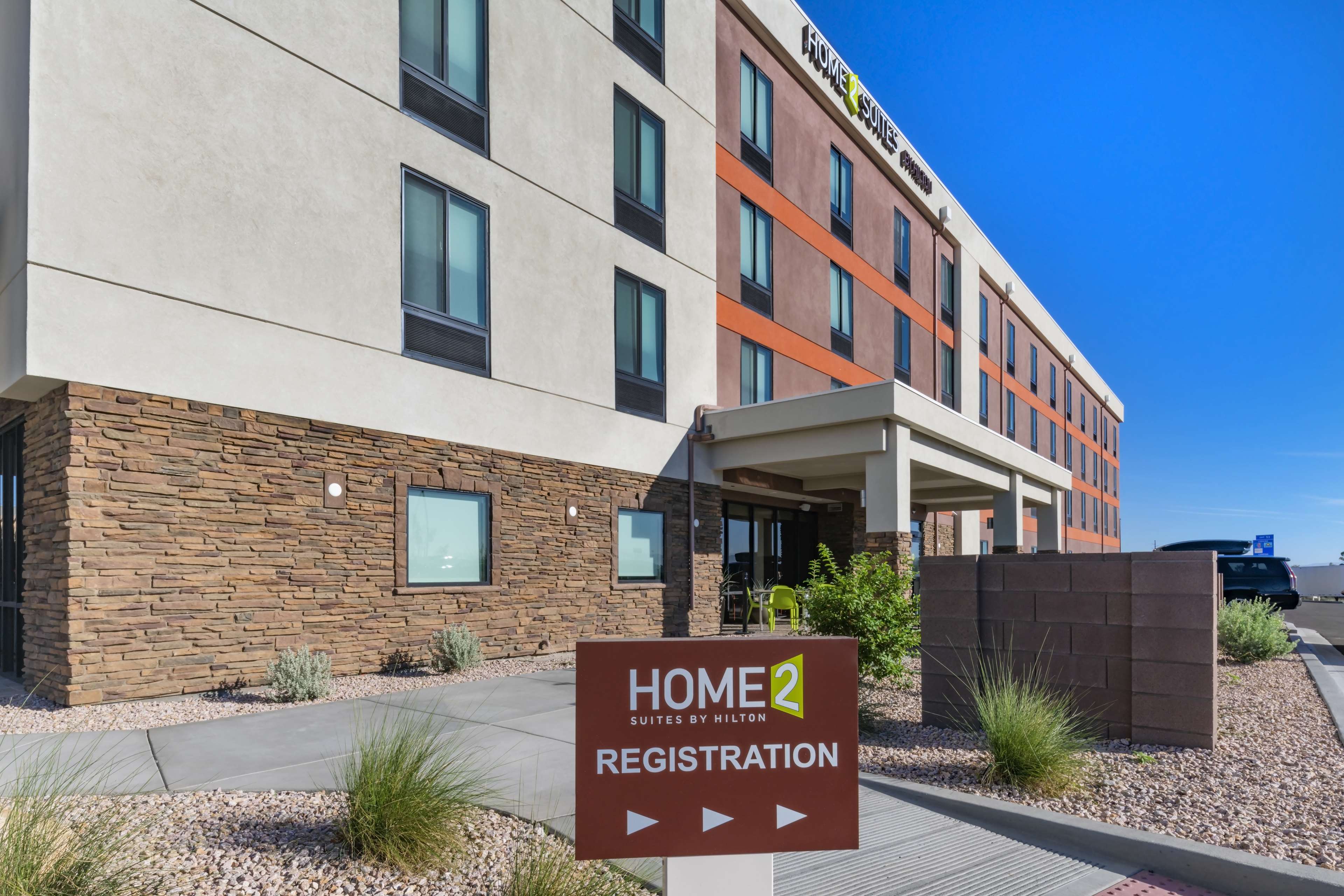 Home2 Suites by Hilton Kingman - photo 3